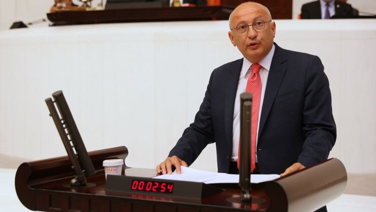 depremzedelerin-10-bin-liralik-deprem-yardimi-nerede-hXrcxLvf.jpg