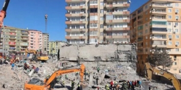 103-kisiye-mezar-olmustu-kule-apartmani-davasinda-yeni-bilirkisi-raporu-hazirlanacak-zVtqaf4y.jpg