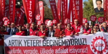 diskin-ankarada-duzenledigi-buyuk-isci-bulusmasinda-iktidara-seslenildi-nE8FvbmS.jpg