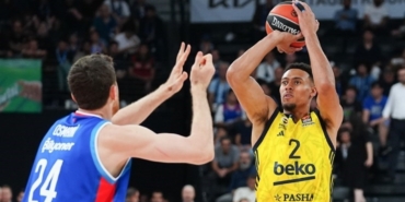 euroleaguede-ikide-iki-yapti-turk-derbisinde-kazanan-fenerbahce-beko-IjHrFHGL.jpg