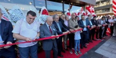filistin-iki-yuzlulugu-sosyal-medyada-gazze-paylasimi-disarida-burger-king-acilisi-PvQEi61X.jpg