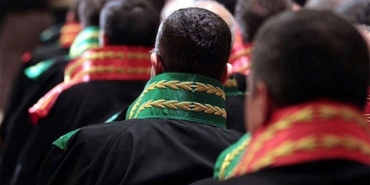 hakim-ve-savci-atamalari-resmi-gazetede-WMdMLrXP.jpg