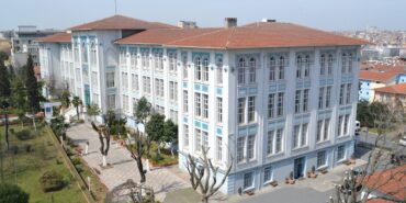 kapisindan-girenin-gelecegi-garantide-iste-turkiyenin-en-iyi-5-fen-lisesi-FljlVvmt.jpg