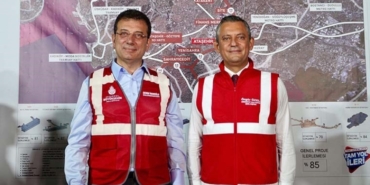 ozgur-ozel-ve-ekrem-imamoglu-metro-hatti-gezisinde-bir-araya-geldi-GMnU3iF9.jpg