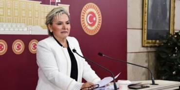 partisinden-istifa-eden-istanbul-milletvekili-nimet-ozdemir-chpye-katiliyor-FHx4TcWi.jpg
