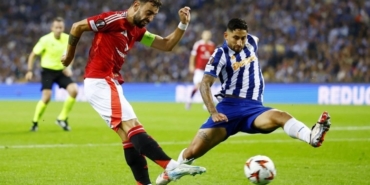 porto-ve-manchester-unitedin-gol-duellosunda-kazanan-cikmadi-XDQRV9mm.jpg
