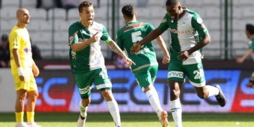 super-ligde-nefes-kesen-karsilasma-konyaspor-eyupsporu-907de-maglup-etti-4m7xZVkk.jpg