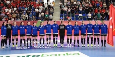 a-milli-kadin-hentbol-takimi-romanyada-turnuvaya-katilacak-TYy6kmAi.jpg