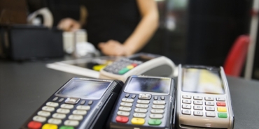 deniz-zeyrekten-kredi-karti-vergisine-sert-tepki-imf-gelse-bu-kadar-yapmaz-p4P5g9Fe.jpg
