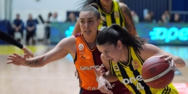 dev-derbide-kazanan-fenerbahce-ust-uste-9-galibiyet-bQZCCGmw.jpg