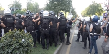 diyarbakirda-izinsiz-mitinge-polis-mudahalesi-jw8jYyvv.jpg