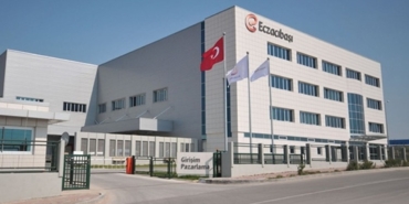 eczacibasi-ceosu-gorevi-birakiyor-rWDXhPu2.jpg