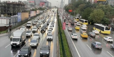 istanbul-trafigi-kilit-durma-noktasina-geldi-FT3LZbI9.jpg