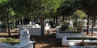 izmirde-kazilan-bir-mezardan-baska-2-insanin-kemikleri-bulundu-m8cfxakn.jpg