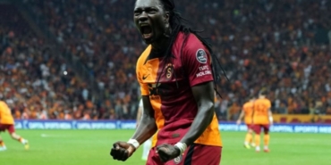 karsilasmayi-tribunden-takip-etmisti-bafetimbi-gomisten-galatasaray-aciklamasi-GnX5RCrA.jpg