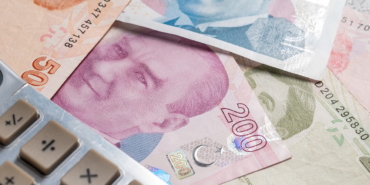 ozan-bingol-yazdi-butceden-vatandasa-yuksek-vergi-dusuk-maas-cikti-vCkUylKP.jpg