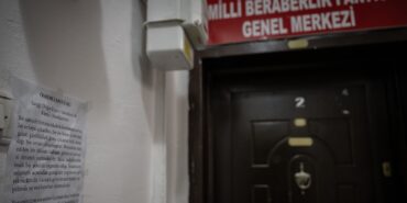 siyasi-parti-genel-merkezine-uyusturucu-baskini-KLTxBYn2.jpg