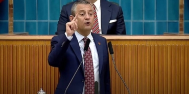 son-dakika-chp-lideri-ozgur-ozelden-750-tl-tepkisi-en-buyuk-k-rlari-edenlerden-al-ZLMIc6Kg.jpeg