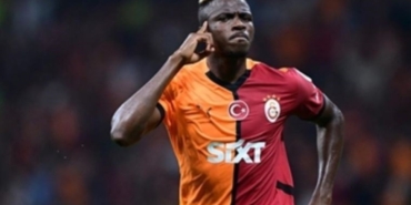 victor-osimhen-sorulara-cevap-verdi-takimdan-ayrilacak-mi-xbMAWdy9.jpg