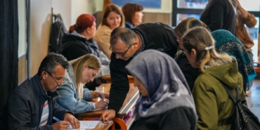 22-ilde-sandiklar-kuruldu-binlerce-kisi-7nci-kez-oy-verecek-d76ta8Xd.jpg