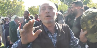 akpli-belediyenin-onunde-oturma-eylemi-D3a8S3zV.jpg