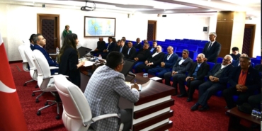 cemevlerinin-bakanliga-baglanmasina-karsi-cikti-basina-gelmeyen-kalmadi-Mp3vfH7m.jpg