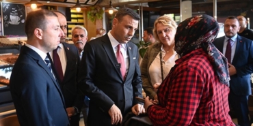 chp-istanbul-il-baskanligi-halkin-gundemi-icin-sahaya-cikti-ilk-durak-pendik-2nr8sIQb.jpg