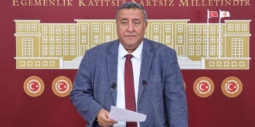 chp-nigde-milletvekili-omer-fethi-gurer-2025-yili-butce-teklifini-elestirdi-bu-butce-teklifi-YADUEmXM.jpg