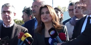 dem-partiden-saglik-bakanligi-onunde-yenidogan-cetesi-aciklamasi-il-saglik-muduruyken-o-koltukta-uyuyor-ANVKuhDG.jpg