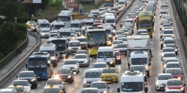 istanbul-trafiginde-pazartesi-etkisi-yogunluk-yuzde-70-olarak-olculdu-RZGAi93J.jpg