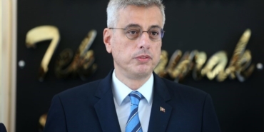 kemal-memisogluna-istifa-cagrisi-bu-vahsette-payi-olanlari-o-koltuklarda-oturtmayacagiz-fYHXFSBO.jpg