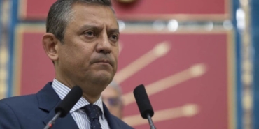 ozgur-ozelden-yenidogan-tepkisi-bu-sistemin-kurucusu-erdogan-35wPYGdq.jpg