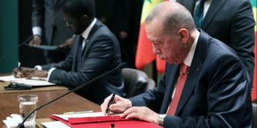 turkiye-ile-senegal-arasinda-5-anlasma-imzalandi-qfmPXb3j.jpg