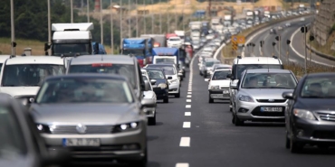 15-yasindan-buyuk-arabasi-olan-herkesi-ilgilendiriyor-bakanliga-cagri-yapildi-aydBM8ri.jpg