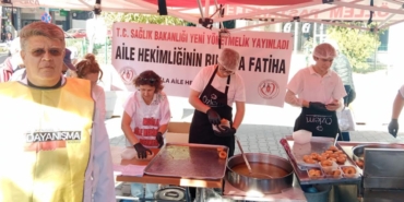 aile-hekimlerinin-ruhuna-fatiha-diyerek-lokma-dokturduler-iv34IV7u.jpg