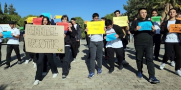 bilim-icin-sokaga-ciktilar-WlLfCs9m.jpg