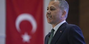 cevrim-ici-zehir-tacirlerine-operasyon-yuzlerce-kisi-tutuklandi-s4nGvXlt.jpg