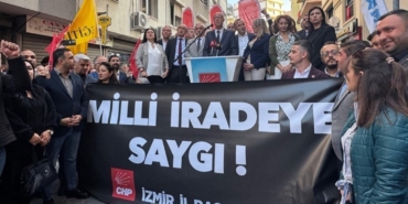 chp-izmirden-kayyuma-tepki-halkimizin-iradesini-savunmaya-demokrasiyi-korumaya-kararliyiz-rr6Ds3DK.jpg