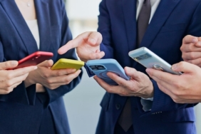 dunyanin-en-cok-satan-akilli-telefon-modeli-belli-oldu-zirvede-yine-ayni-isim-var-TZnGgxkP.jpg