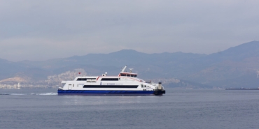 izmirde-feribot-ucretlerine-zam-geldi-iste-yeni-fiyat-listesi-fuUF3jEA.jpg