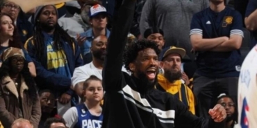 joel-embiid-havlu-salladigi-icin-teknik-faul-aldi-eJWgVuZ6.jpg