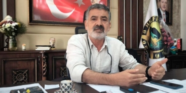kayyum-atanan-halfetide-belediye-baskani-gozaltinda-8n7tXlmI.jpg