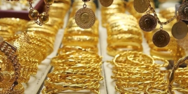 kuyumcudan-1-milyon-liralik-vurgun-3-altin-hirsizi-yakalandi-8OTxeEZM.jpg