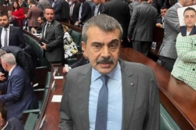 meb-mulakat-sonuclarini-aciklamasina-karsin-siralamalari-paylasmadi-GKyV2ytL.jpeg