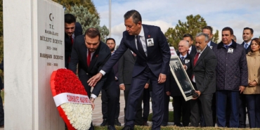 ozgur-ozel-ecevite-sozum-var-B4d2ycOM.jpg