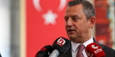 ozgur-ozel-tartismalara-son-noktayi-koydu-bakan-kuruma-sert-tepki-iDKYxX1y.jpg