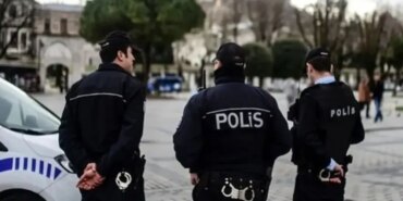 polis-mesaiye-gec-gelen-meslektasini-ayagindan-vurdu-KKd27RvM.jpg