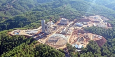 ruhsatsiz-ve-yikim-karari-olan-cimento-fabrikasi-icin-yeni-gelisme-7lRPUDpy.jpg