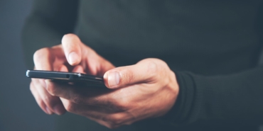 samsungdan-tartisma-yaratacak-yeni-karar-sevilen-uygulama-artik-eski-tip-telefonlarda-calismayacak-Ztpm6ZXD.jpg