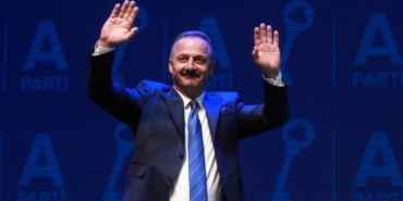 anahtar-partinin-ilk-baskanlik-divani-toplantisi-yapildi-milletimiz-endise-etmesin-cozumsuz-hicbir-sorun-yoktur-k9JgD39l.jpg